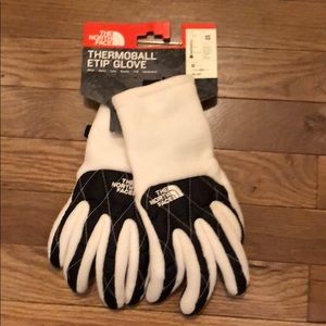 Women’s The north Face gloves